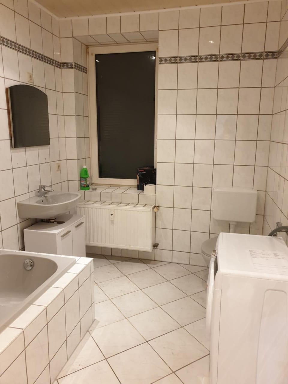 Bathroom, Bath