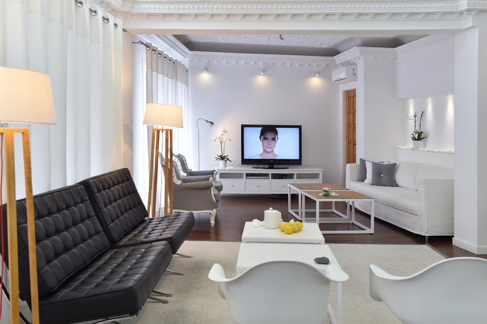 Living room, Lounge or bar