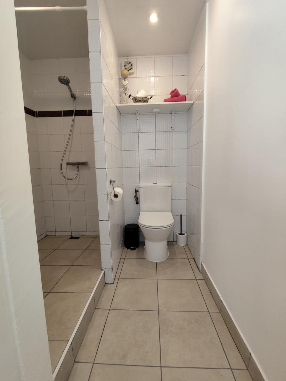 Shower, Toilet, Bathroom