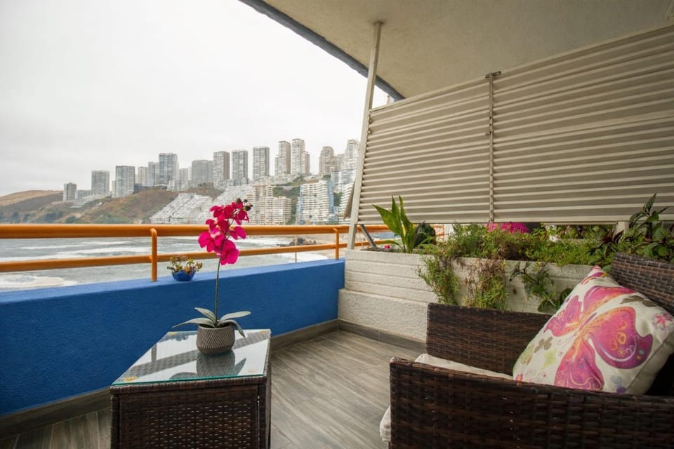 Day, Natural landscape, Balcony/Terrace