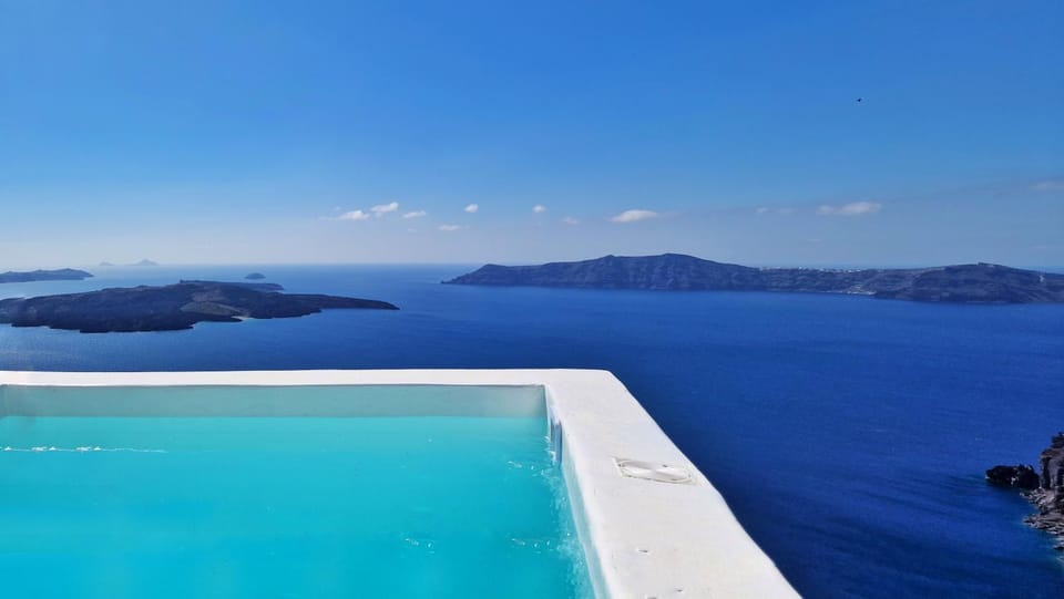 Hot Tub, View (from property/room), Landmark view, Mountain view, Sea view