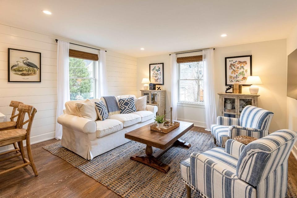 Patio, Patio, Neighbourhood, TV and multimedia, Living room, Seating area, Dining area, Garden view, Garden view, wedding, wedding