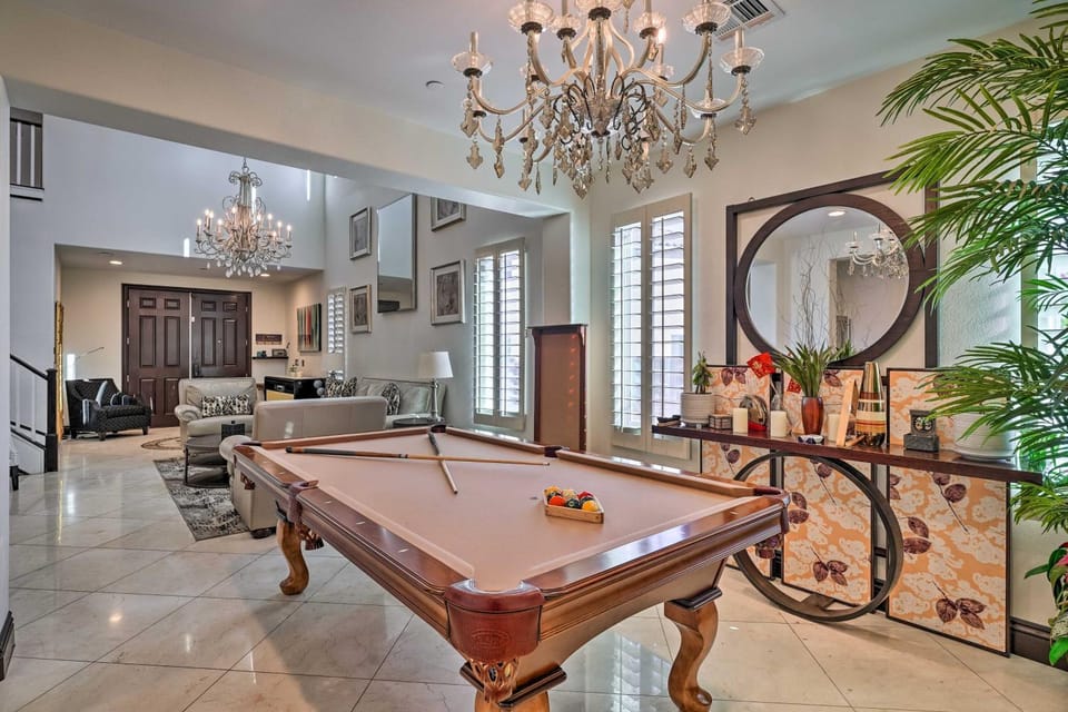9 Mi to Strip: Las Vegas Home w/ Pool & Hot Tub! House in Henderson