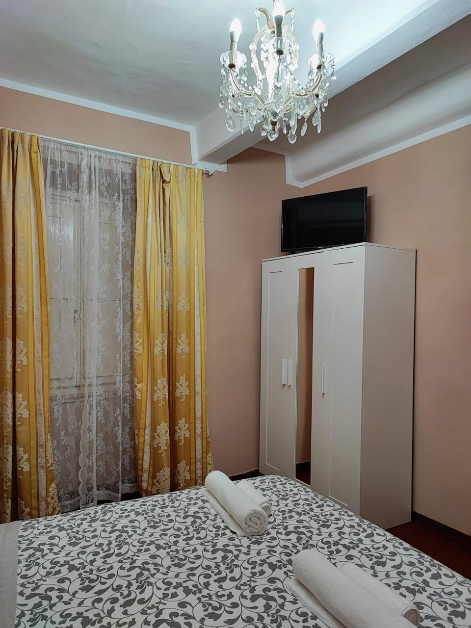 TV and multimedia, wardrobe