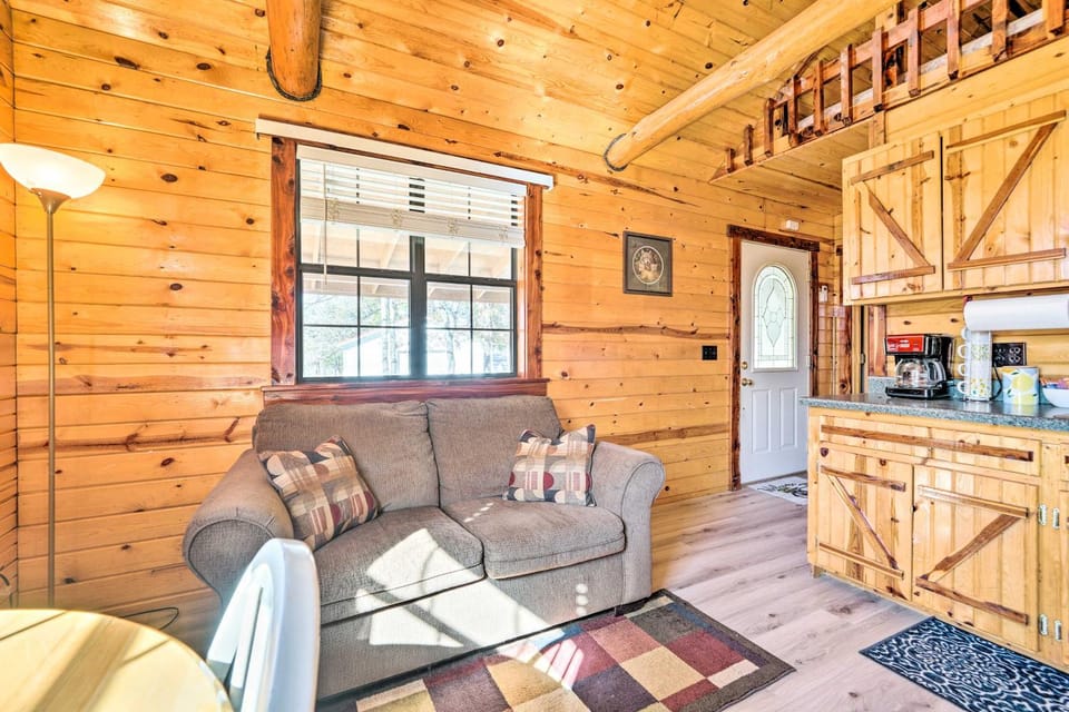 Clayton Cabin Rental Near Sardis Lake! Cabin in Oklahoma