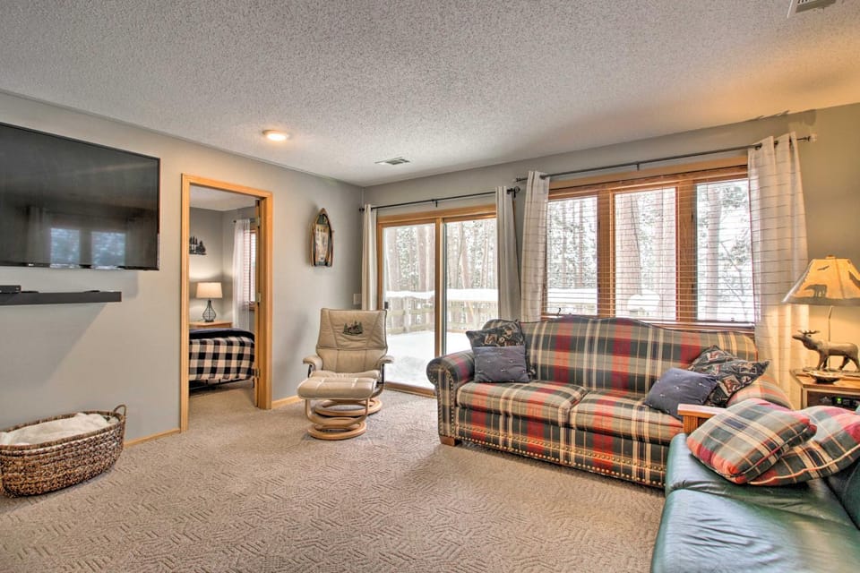 16 Mi to Mount Ski Gull: Pequot Lakes Cabin Cabin in Pequot Lakes