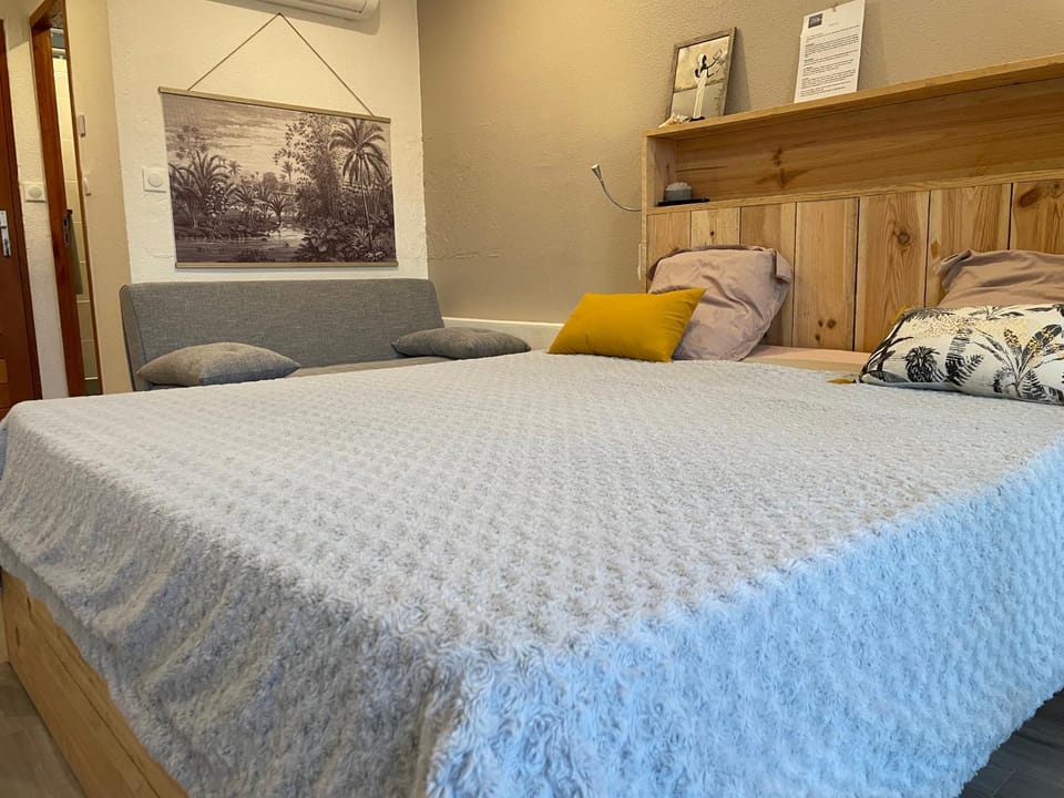 Studio Palmier Apartment in Grande-Terre, Guadeloupe
