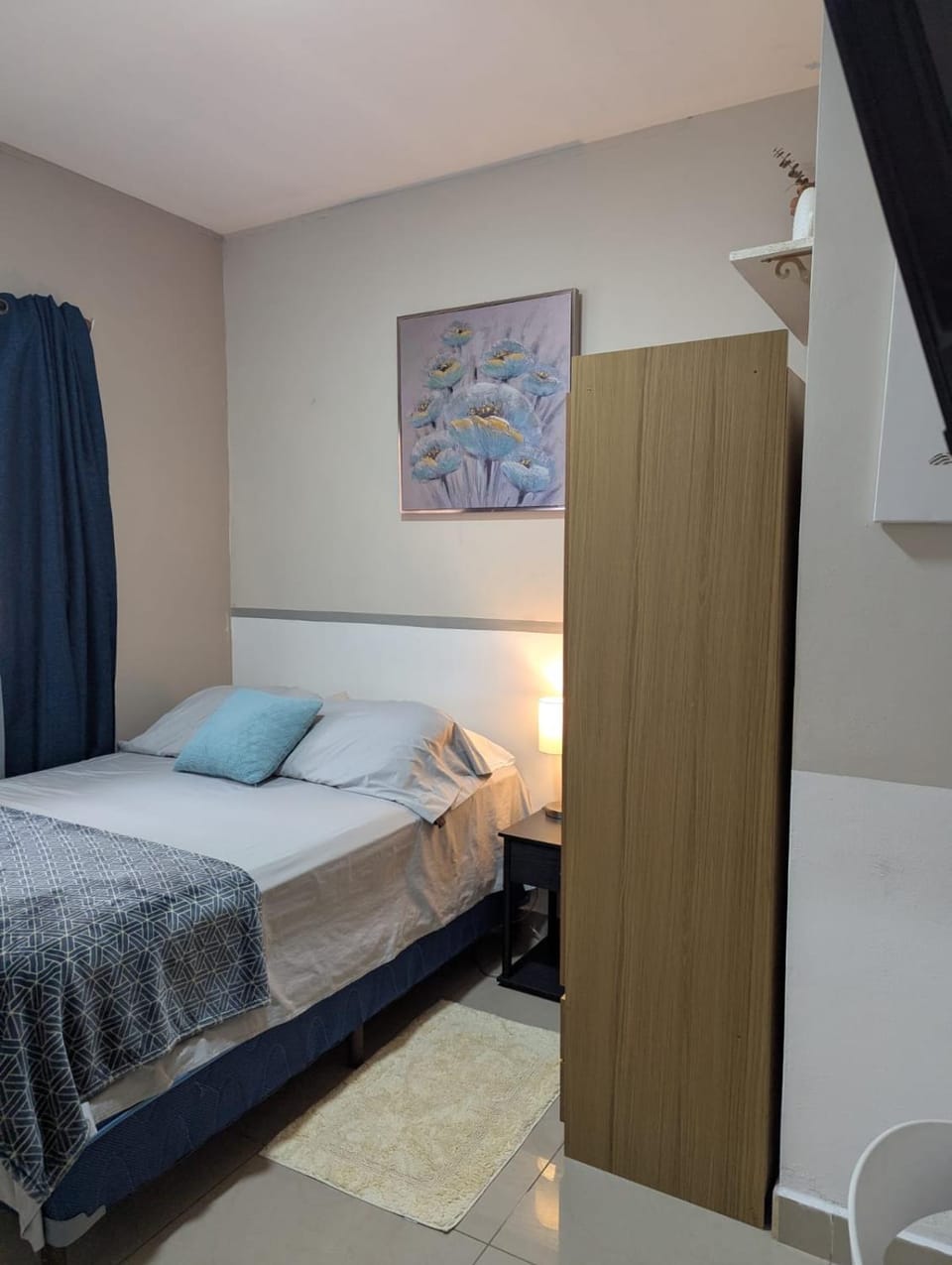 Bed, Photo of the whole room, Bedroom, wardrobe
