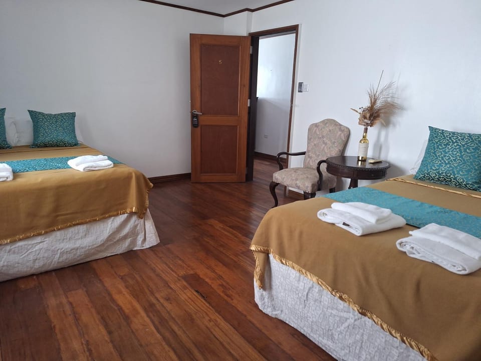 Bale Vacation rental in Angeles