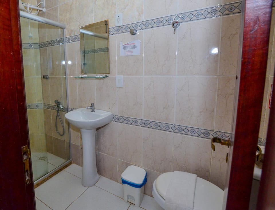 Shower, Toilet, Bathroom, bidet