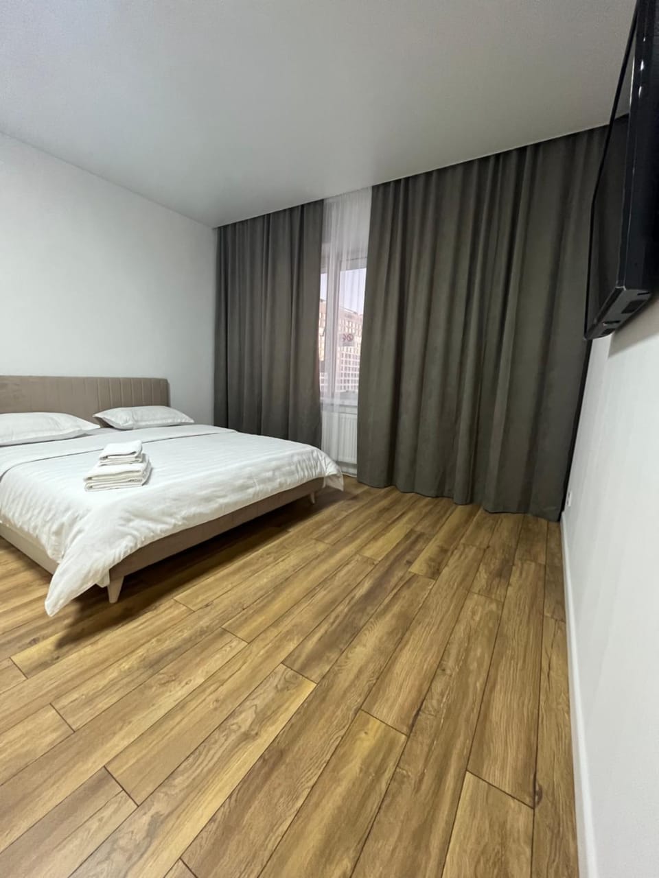 Living room, Photo of the whole room, Seating area, Bedroom
