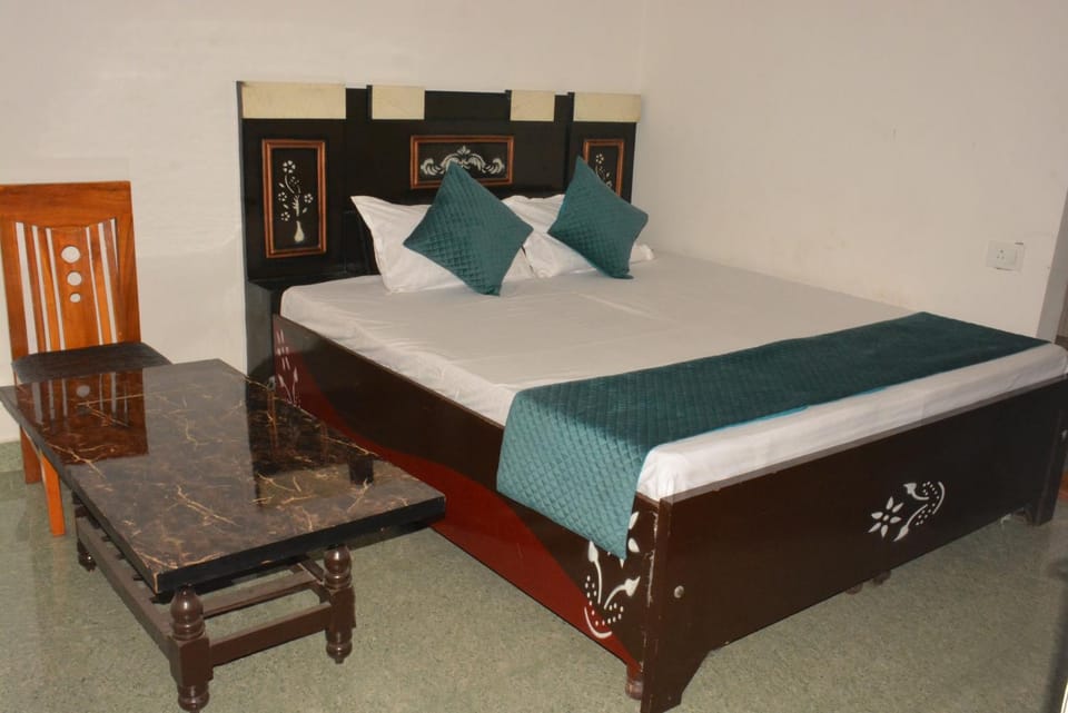 Hotel Holiday Hotel in Rajasthan