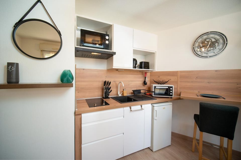 Appartement tout équipé à 6min à pied de la gare st charles Apartment in Marseille