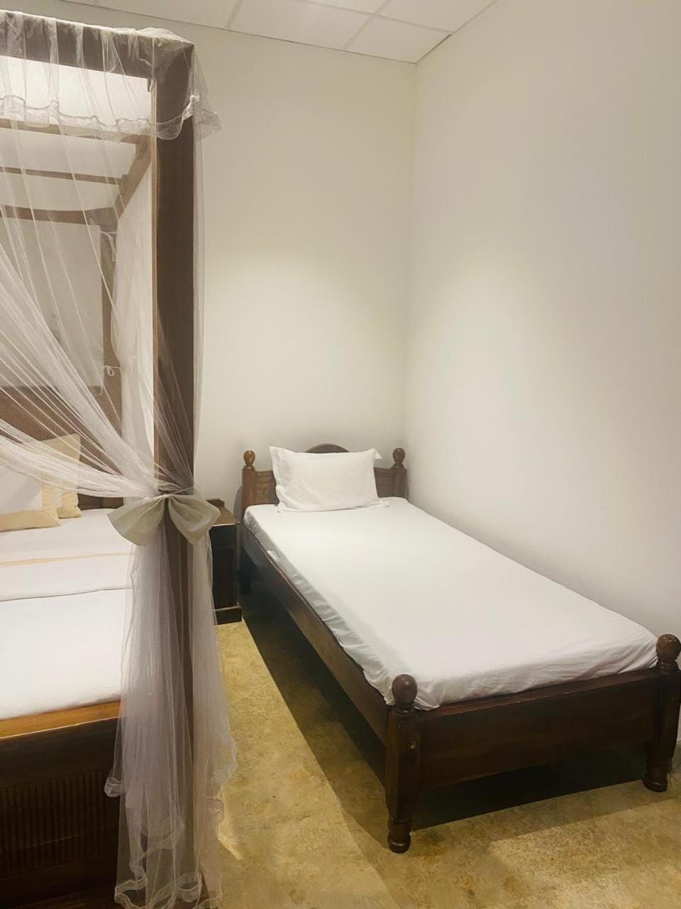 Ceylon Kingsmen Garden - Katunayake Airport Transit Hotels Hotel in Negombo