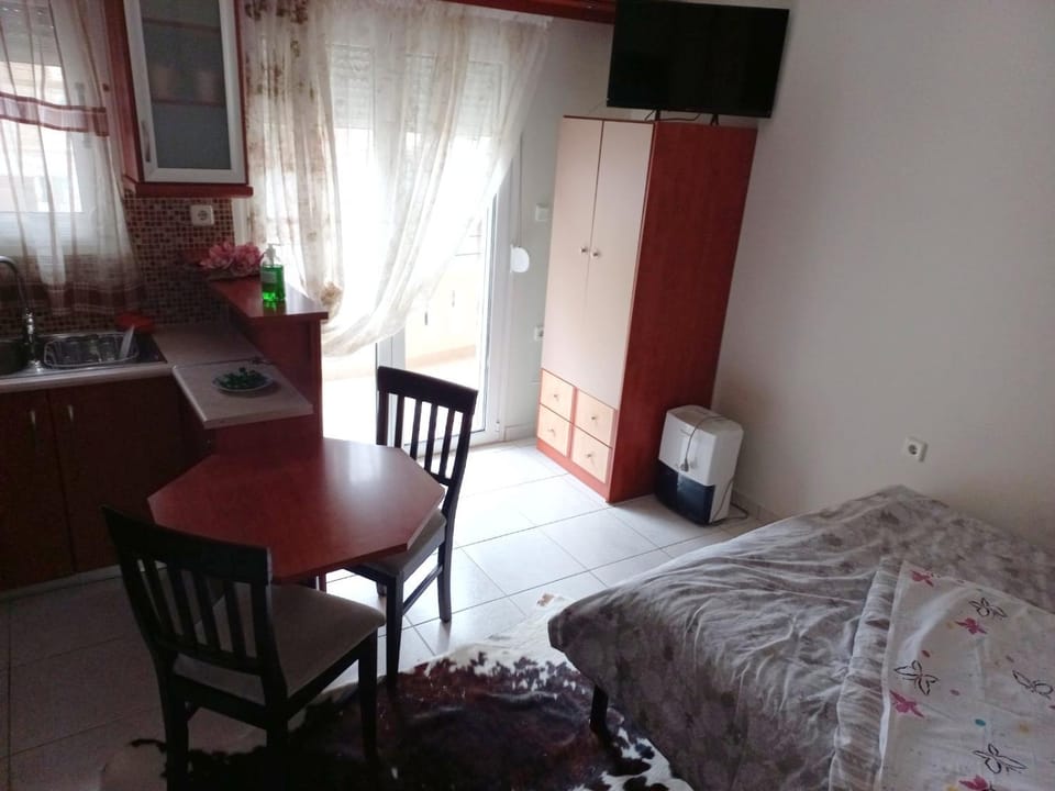 Ιάνθη studio Apartment in Peloponnese, Western Greece and the Ionian