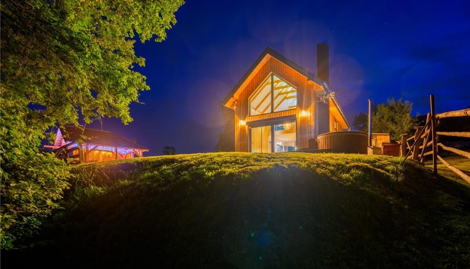 JASZCZURKA, domek nad rzeką, Zwierzyniec, Roztocze, Jacuzzi, Sauna Villa in Poland