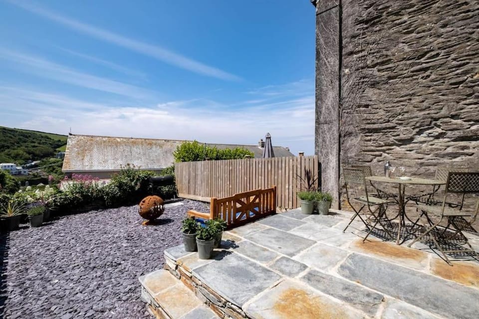 Gulls Roost, Port Isaac Bay Holidays House in Port Isaac