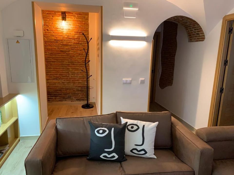 Living room, Lobby or reception