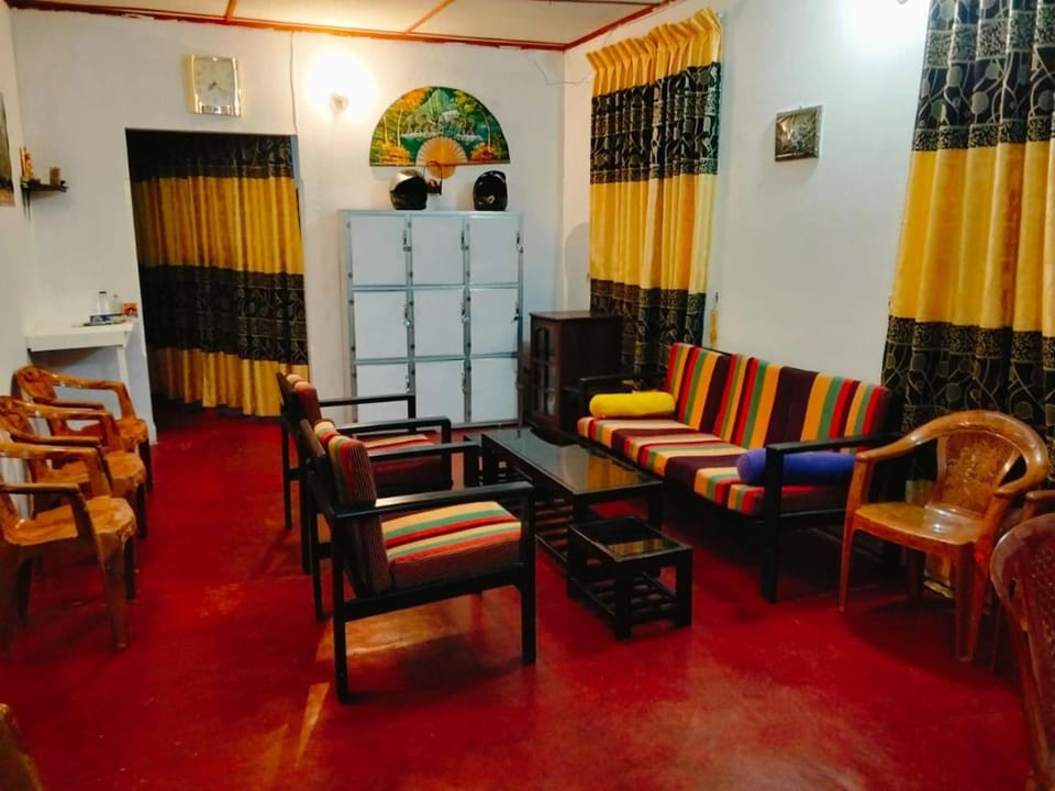 Ella Ostella Hostel Hotel in Ella