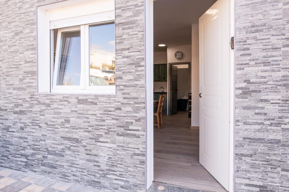 Facade/entrance, Street view