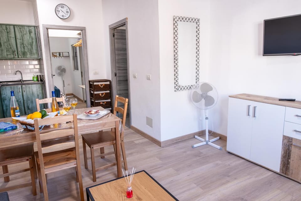 Living room, kitchen