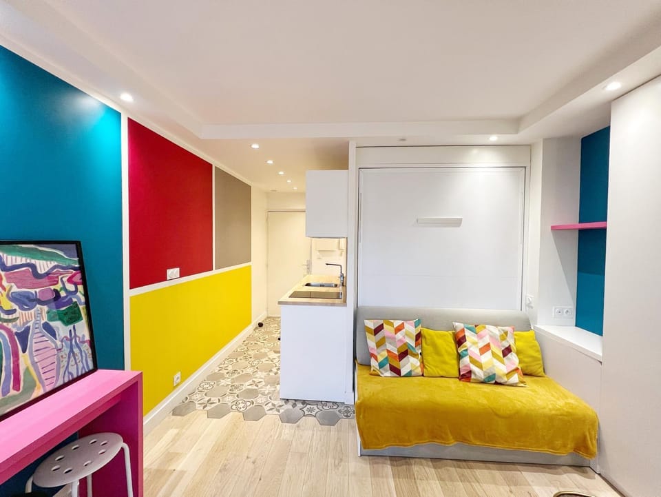 Living room, Seating area, Bedroom