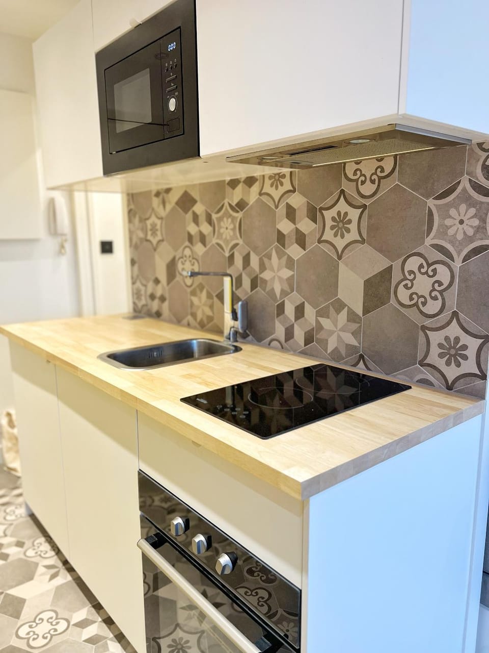 Kitchen or kitchenette, minibar, pet friendly, stove