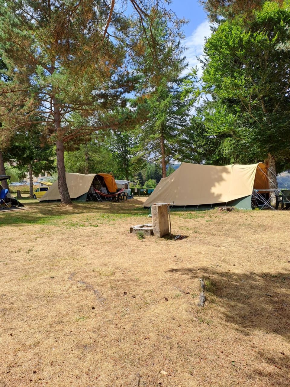 Tente aménagée 4pp Luxury tent in Catalonia