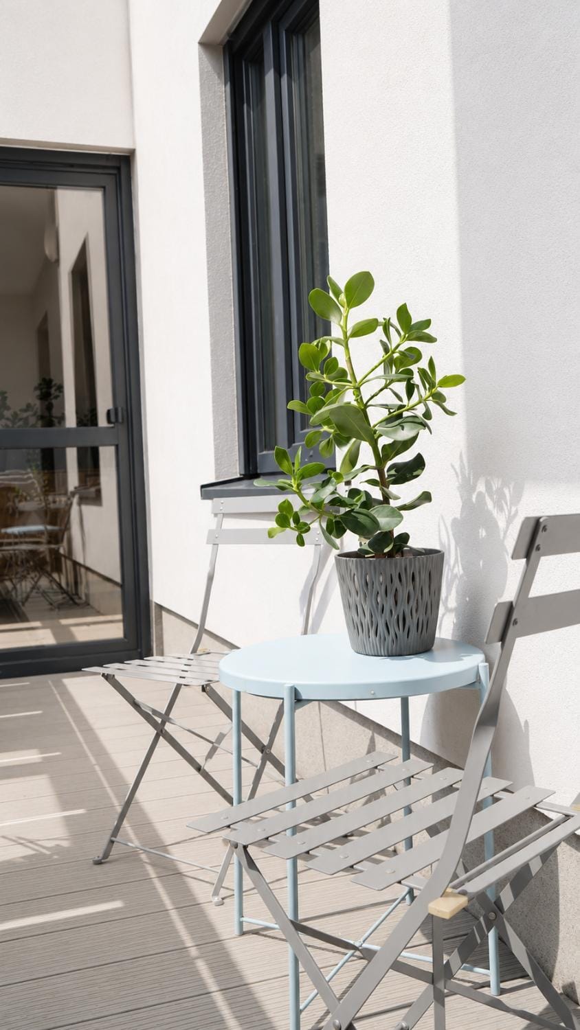 View (from property/room), Balcony/Terrace, Seating area