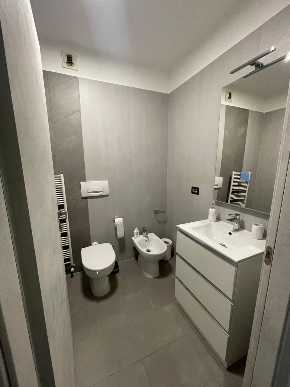 Shower, Toilet, Bathroom, bidet