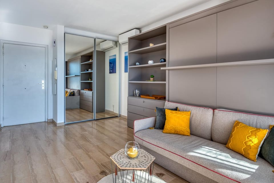 Living room, wardrobe