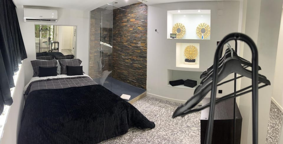 Shower, Bedroom, City view, air conditioner