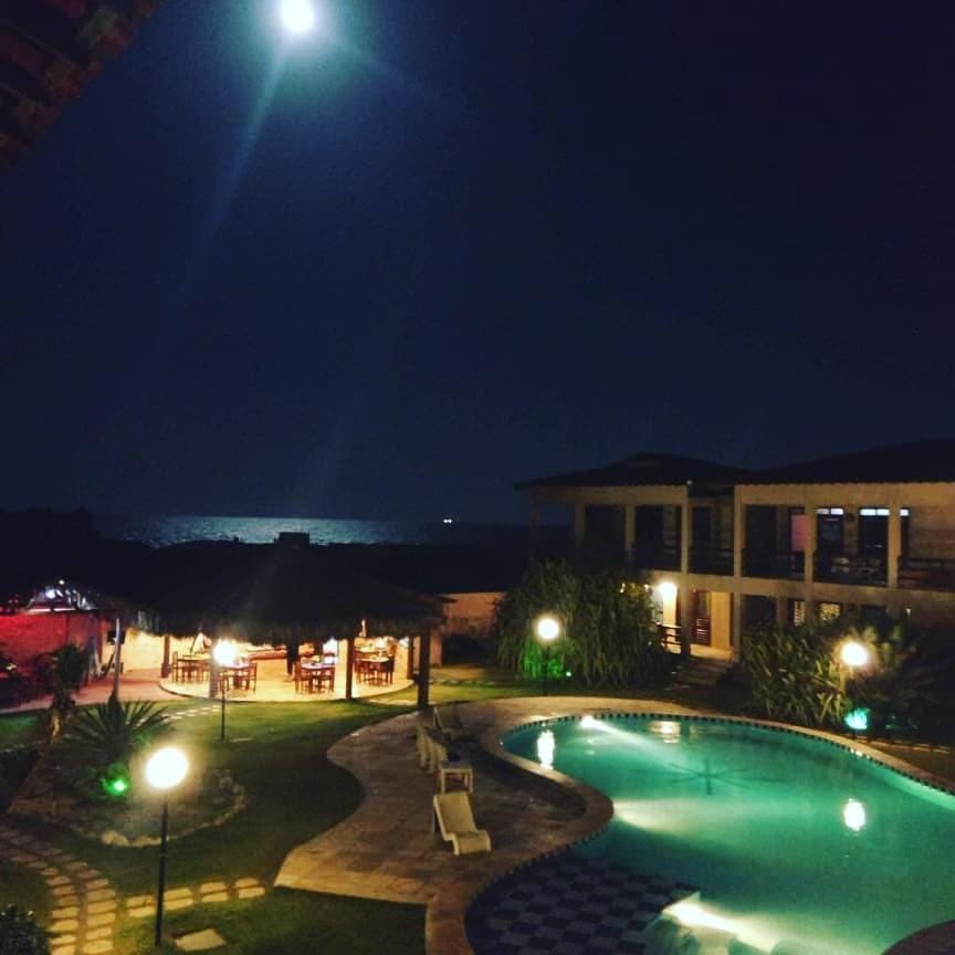 Night, Pool view