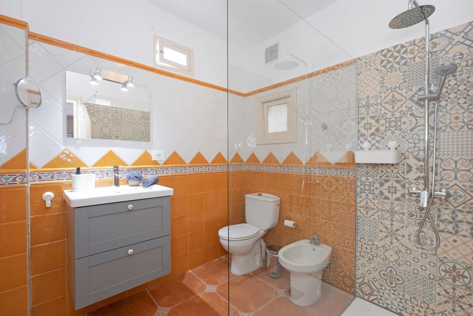 Shower, Toilet, Bathroom, bidet