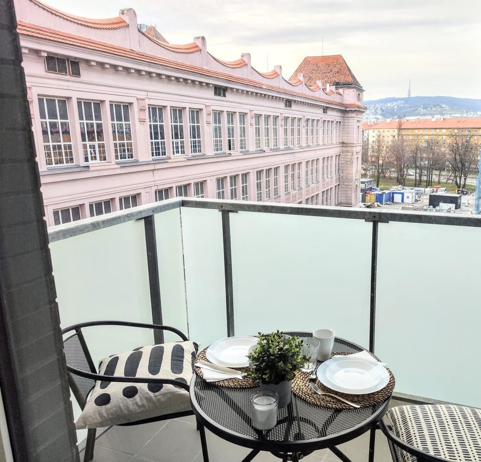 Patio, View (from property/room), Balcony/Terrace, City view