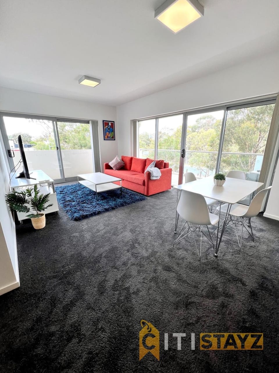 Bruce 1BD - Near GIO Stadium, Free Parking Apartment in Canberra