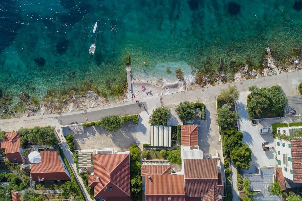 Property building, Beach