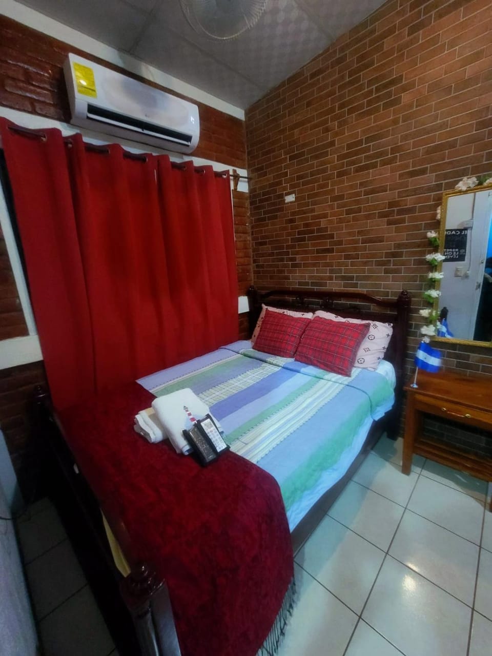 Bed, air conditioner