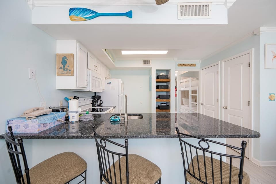Seacrest 503 Apartment in West Beach