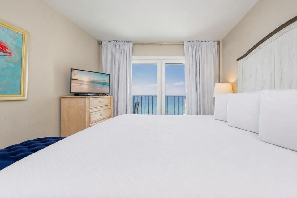 Surfside Shores 1804 Apartment in West Beach