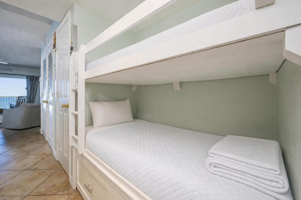 Royal Palms 1007 Apartment in Gulf Shores
