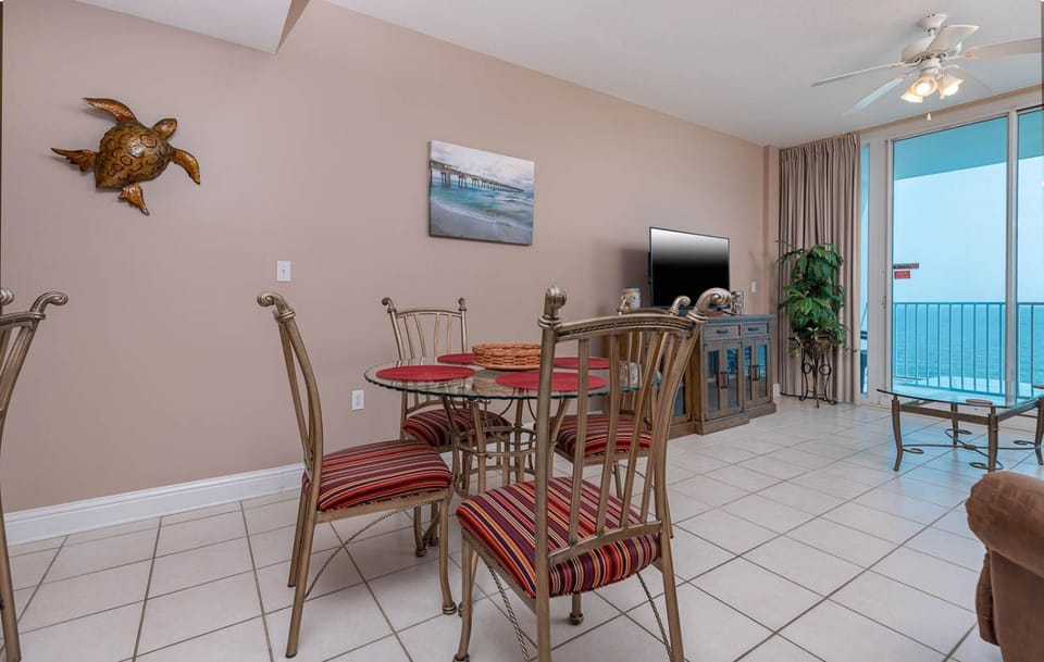 Lighthouse 814 Apartment in Gulf Shores