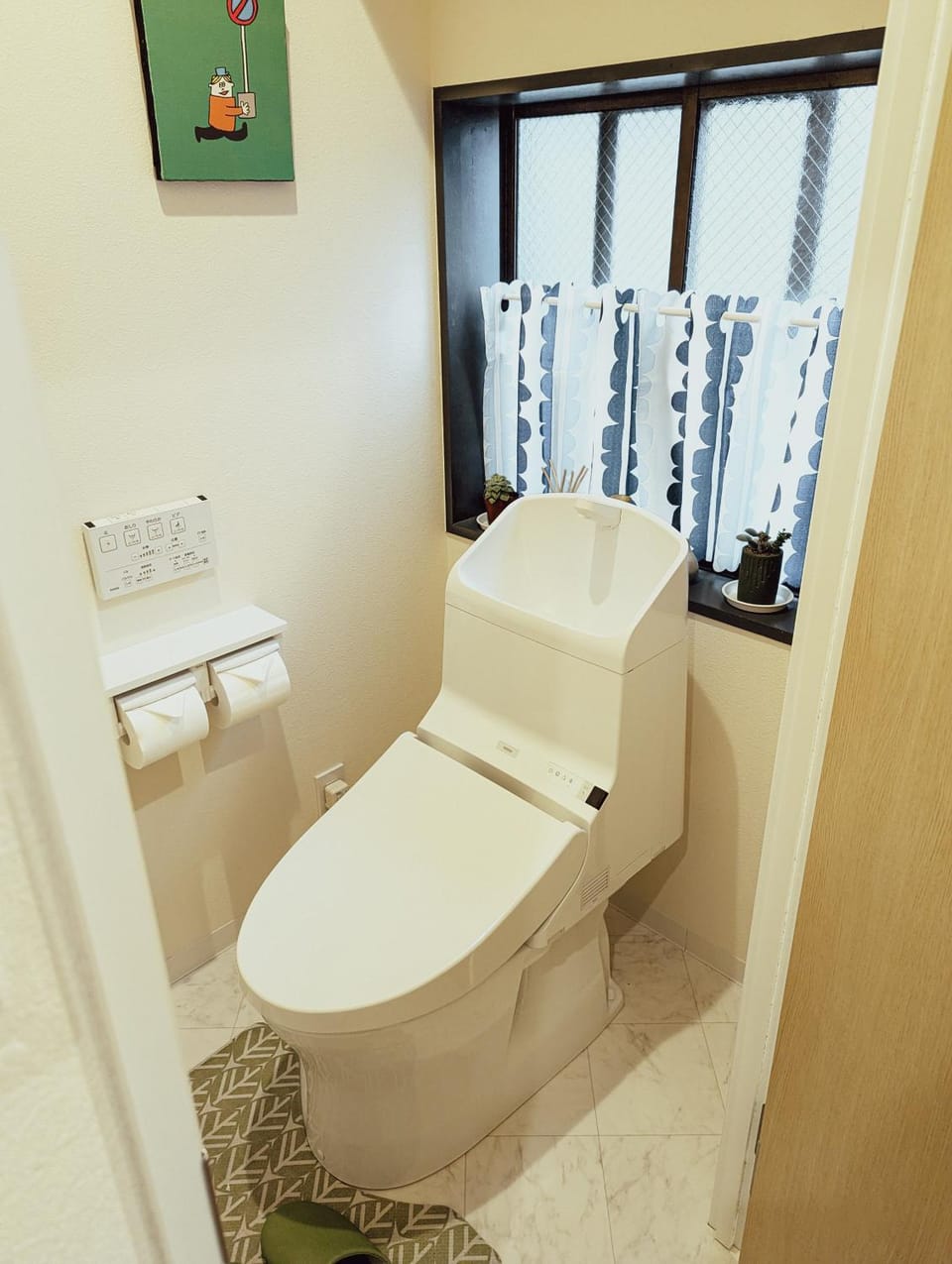 Toilet, Bathroom