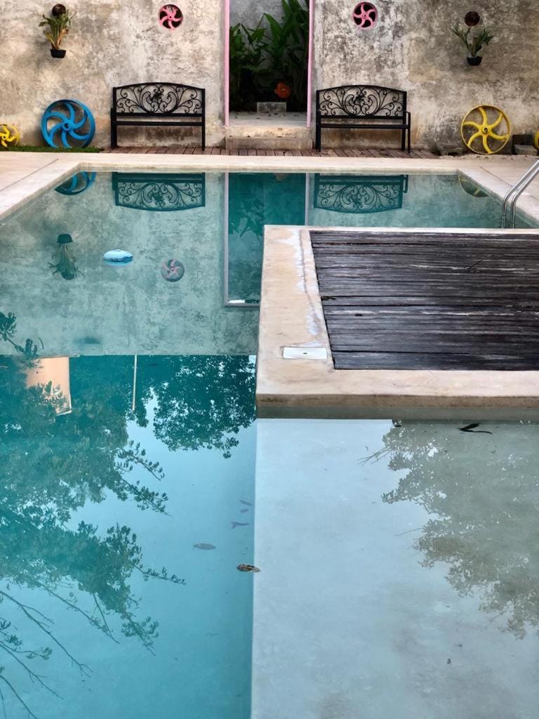 Swimming pool
