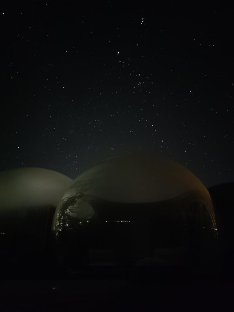 Night, Photo of the whole room