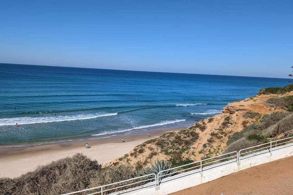 By the sea Apartment in Netanya