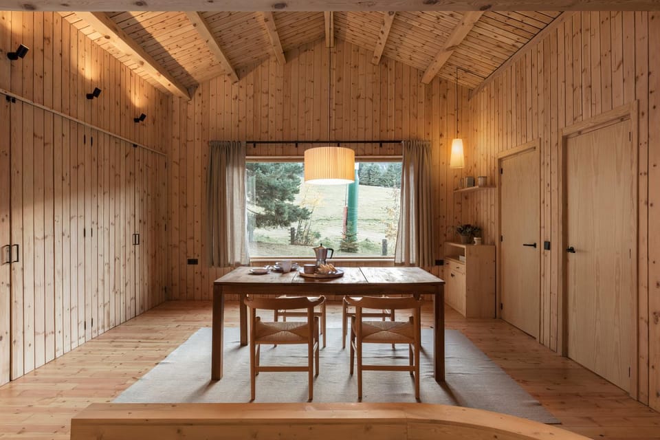View (from property/room), View (from property/room), Living room, Dining area, Garden view, Mountain view, Mountain view