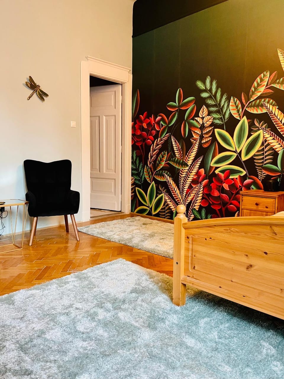 Living room, Family, furniture