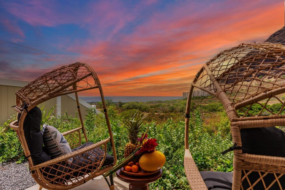 Garden, Garden, Seating area, Garden view, Mountain view, Sunrise, Sunset