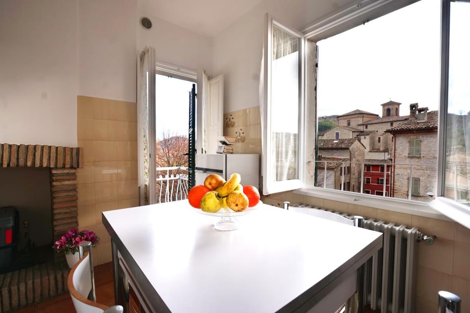 View (from property/room), Balcony/Terrace, Kitchen or kitchenette, Kitchen or kitchenette, Dining area